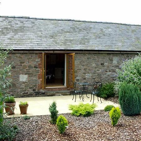 The Byre Villa Bishop's Castle Exterior photo